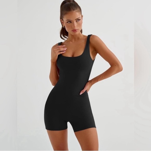 Automet Other - NWT Automet Women's Black Sleeveless Bodysuit/Workout Romper Size M